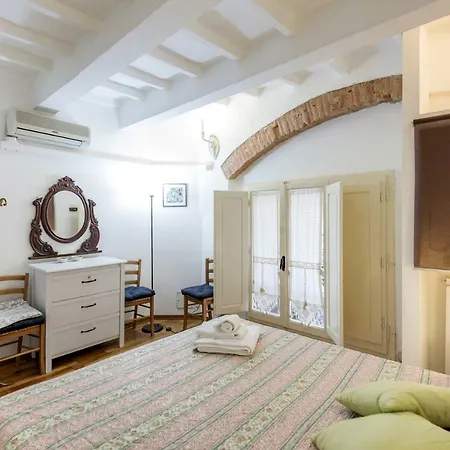 San Lorenzo * Florence