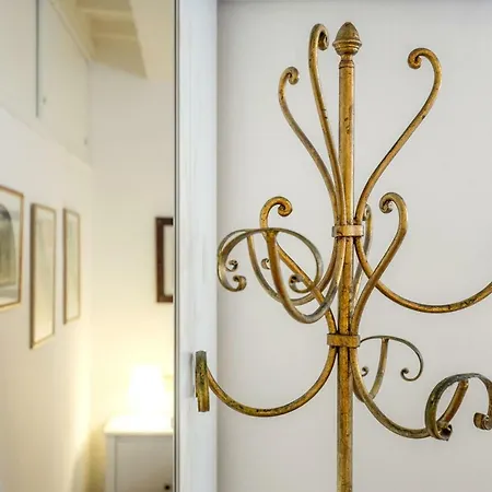 San Lorenzo Apartment *